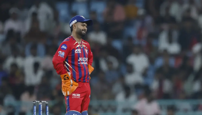 ম্যাচ জিতেও শাস্তি পেলেন পান্ত