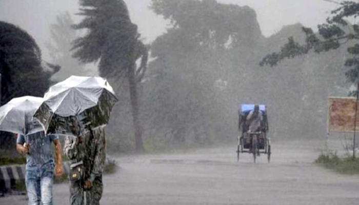 সন্ধ্যার মধ্যে যেসব জেলায় ৬০ কিমি বেগে ঝড়ের আভাস