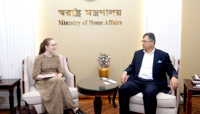 স্বরাষ্ট্রমন্ত্রীর সঙ্গে ব্রিটিশ হাইকমিশন ও ডেমোক্রেসি ইন্টারন্যাশনালের প্রতিনিধিদলের সাক্ষাৎ