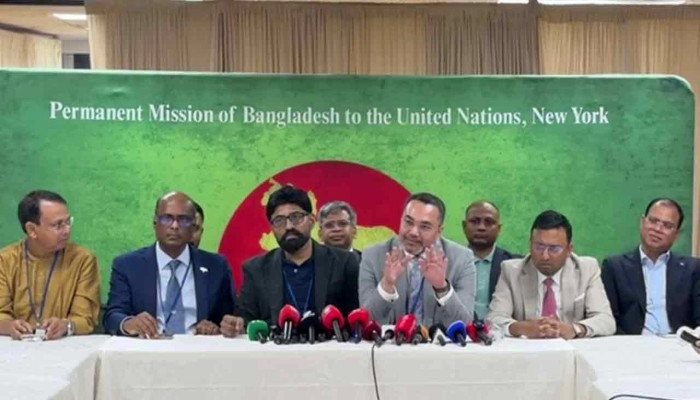 ৪ দিনে ৩০টি বৈঠকে সশরীরে অংশ নিয়েছেন প্রধানমন্ত্রী: মাহদী আমিন