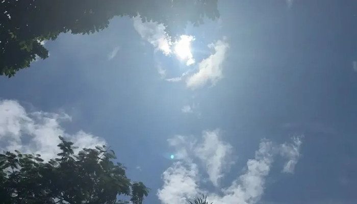 ঢাকার গরম নিয়ে দুঃসংবাদ দিল আবহাওয়া অফিস