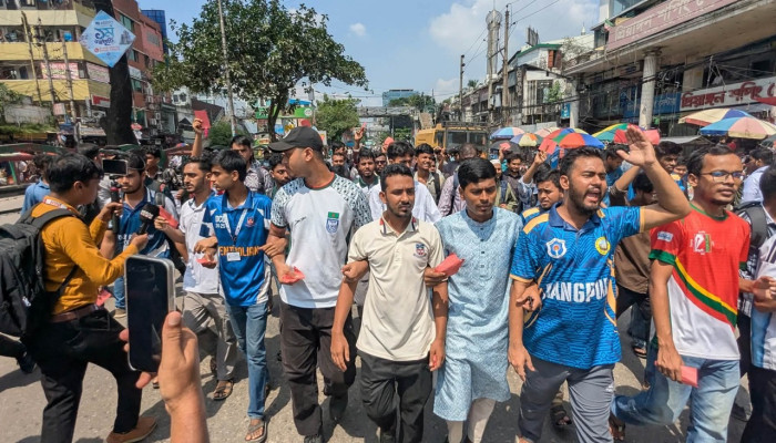 ভিসির বিবৃতি প্রত্যাখ্যান, সায়েন্সল্যাবে শিক্ষার্থীদের অবস্থান