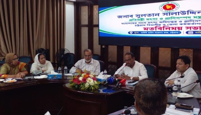 মাঠ পর্যায়ের কর্মকর্তাদের কাজের গতি বাড়াতে হবে: প্রাণিসম্পদ প্রতিমন্ত্রী