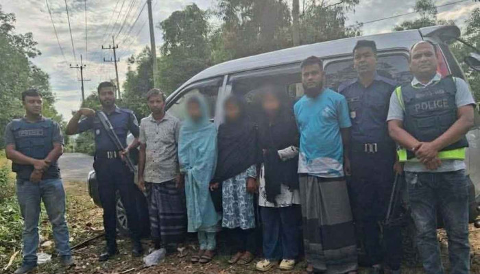 লামায় নিখোঁজ ৩ কিশোরী চট্টগ্রামে উদ্ধার, চার দিন পর ফিরল পরিবারের কাছে