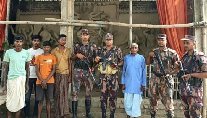সীমান্তের ৮৬টি পূজা মণ্ডপের নিরাপত্তায় বিজিবি মোতায়েন