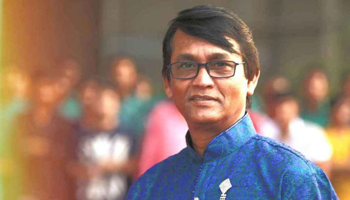 পঞ্চাশ বছরের অভিনয়জীবন নিয়ে বই আসছে আজিজুল হাকিমের