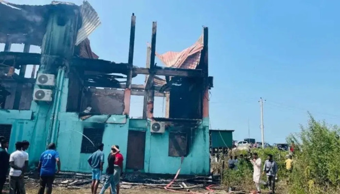 পুড়ে বিকৃত ১০ লাশ, পরিচয় শনাক্তে ডিএনএ নমুনা সংগ্রহের উদ্যোগ