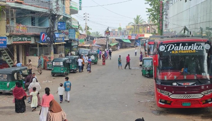 সাজেকে হামলার প্রতিবাদে দুই জেলায় চলছে অর্ধদিবস অবরোধ